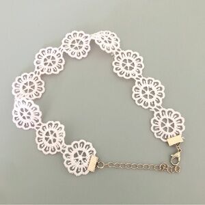 Women’s Baby Pink Vintage Lace Coquette Choker Necklace